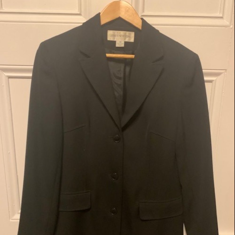 Jones New York Women's Suit